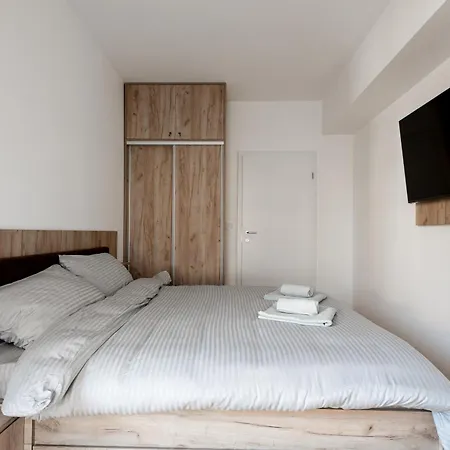 Apartment Luxury Adrianna 2
